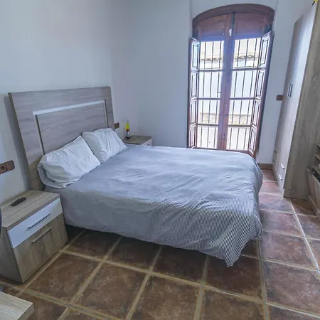 Canovas - Leones Villa *