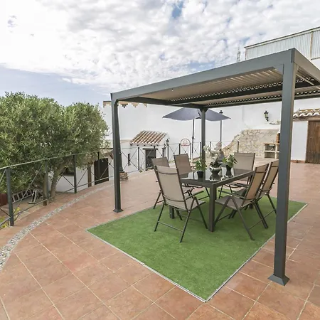 Canovas - Leones * נרחה