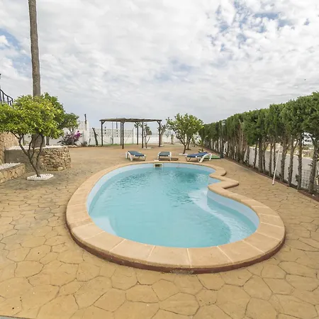 וילה Canovas - Leones *