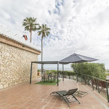 Canovas - Leones Villa *